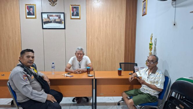 
					Polri Hadir dan Mendengar, Sambang RW Jadi Kunci Keamanan Lingkungan Gunung Sahari Selatan