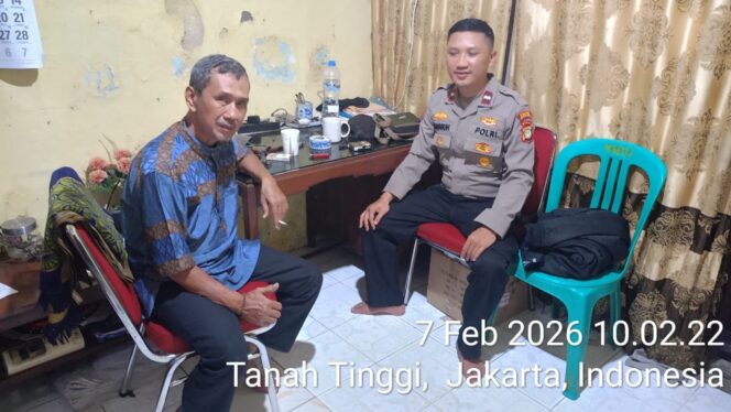 
					Bhabinkamtibmas Tanah Tinggi Sambang Tokoh Masyarakat RW 03, Perkuat Deteksi Dini Kamtibmas