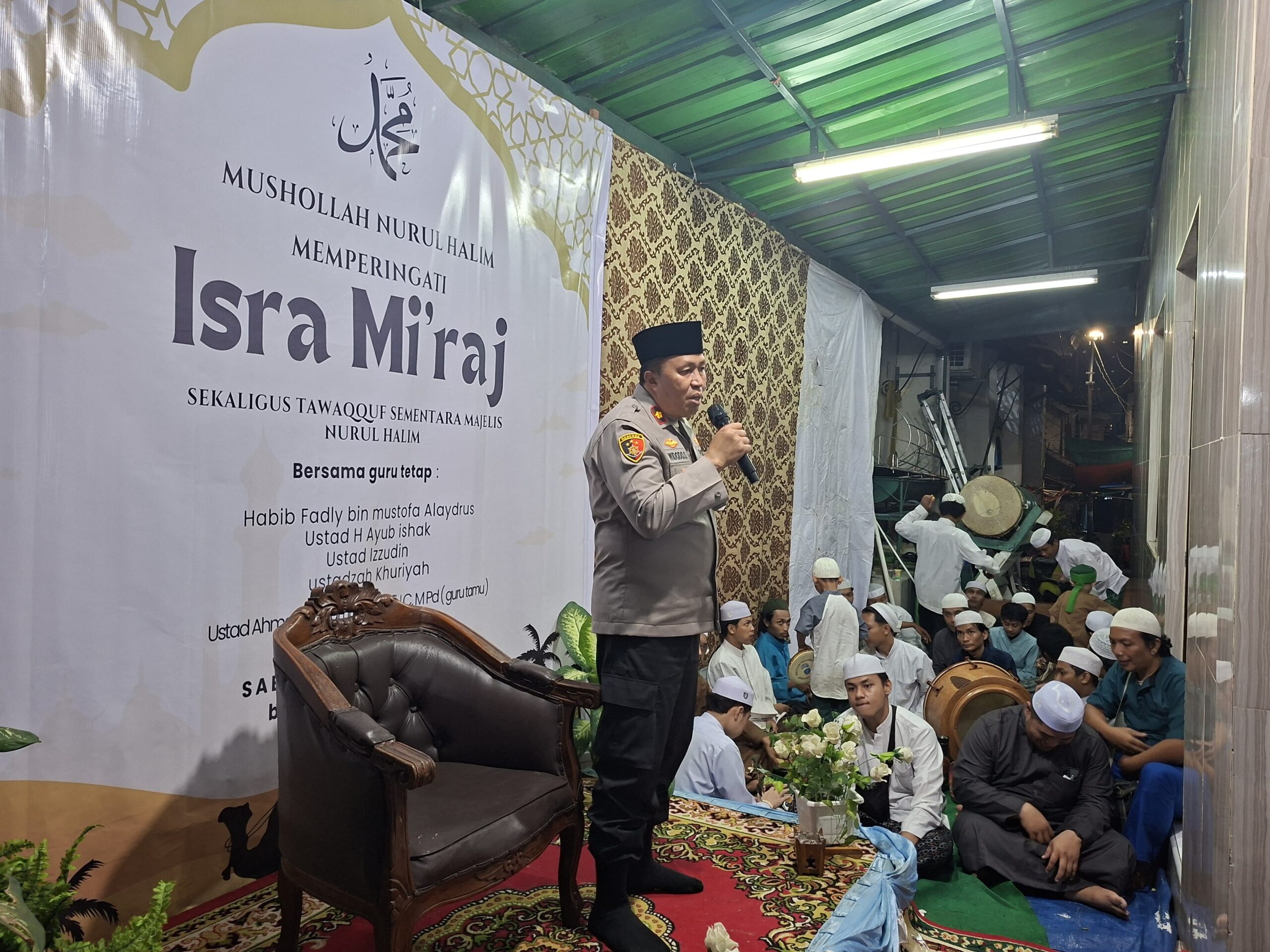 Kapolsek Senen Hadiri Peringatan Isra Mi’raj, Ajak Warga Jaga Kamtibmas Jelang Ramadhan