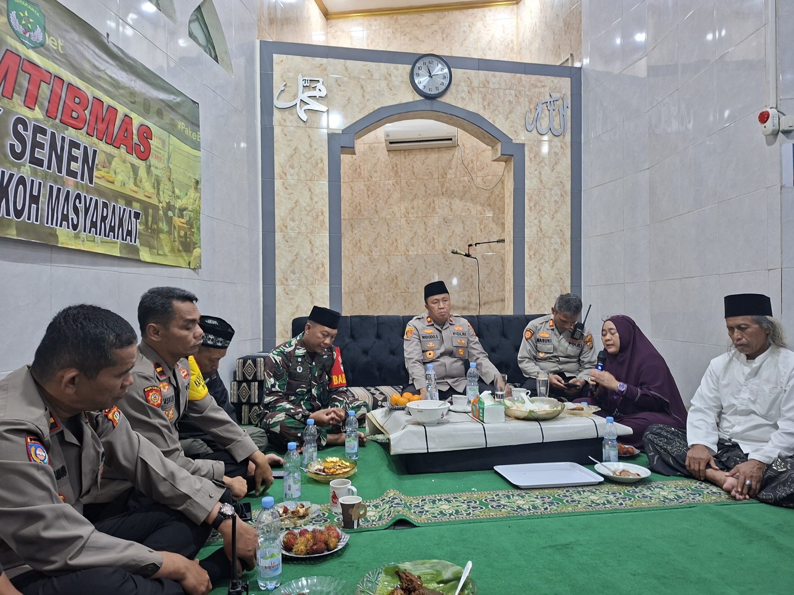 Kapolsek Senen Gelar Ngopi Kamtibmas di RW 03 Kenari, Warga Diajak Aktif Cegah Tawuran dan Narkoba