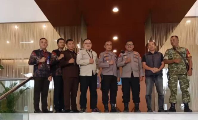
					Sinergi Polri–TNI Amankan Ibadah Minggu di Gedung Annex Building Menteng