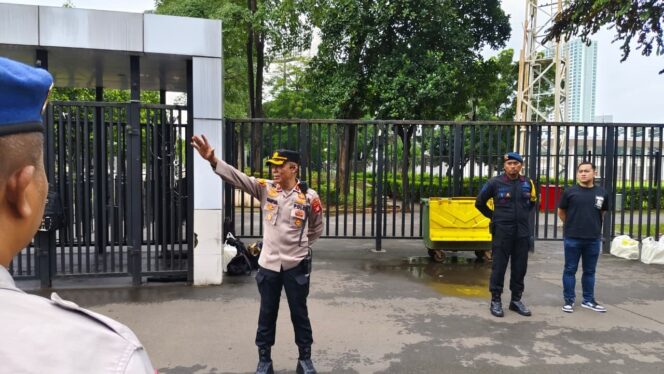 
					Apel Pengamanan BRI Super League Persija vs Arema, Polisi Siagakan 110 Personel di Plaza Barat GBK