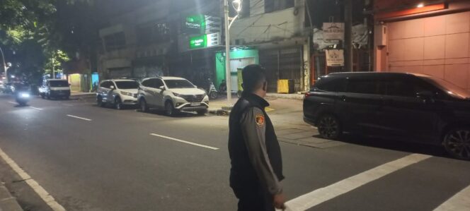 
					Polisi Sisir Gang Permukiman Karang Anyar, Remaja Dihimbau Pulang Cegah Tawuran