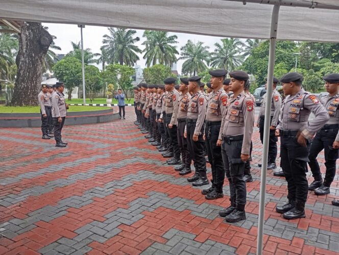 
					Polisi Siagakan 95 Personel Amankan Aksi Mahasiswa di Gedung DPR RI