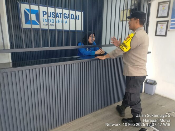 
					Sepekan Jelang Ramadhan, Polisi Sambangi Pelaku Usaha di RW 04 Galur