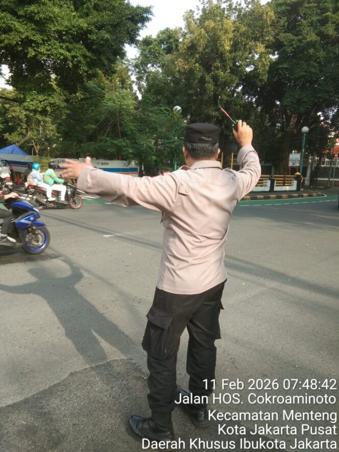 
					Pagi Sibuk Menteng, Polisi Pastikan Lalu Lintas Cokroaminoto Tetap Mengalir
