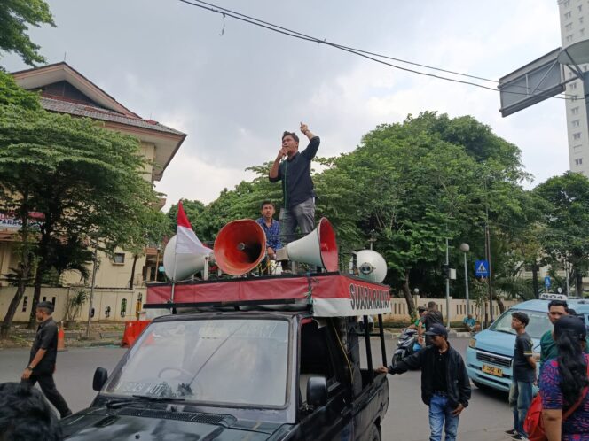 
					Polri Lakukan Pengamanan Aksi Unjuk Rasa di Depan Citra Tower Kemayoran