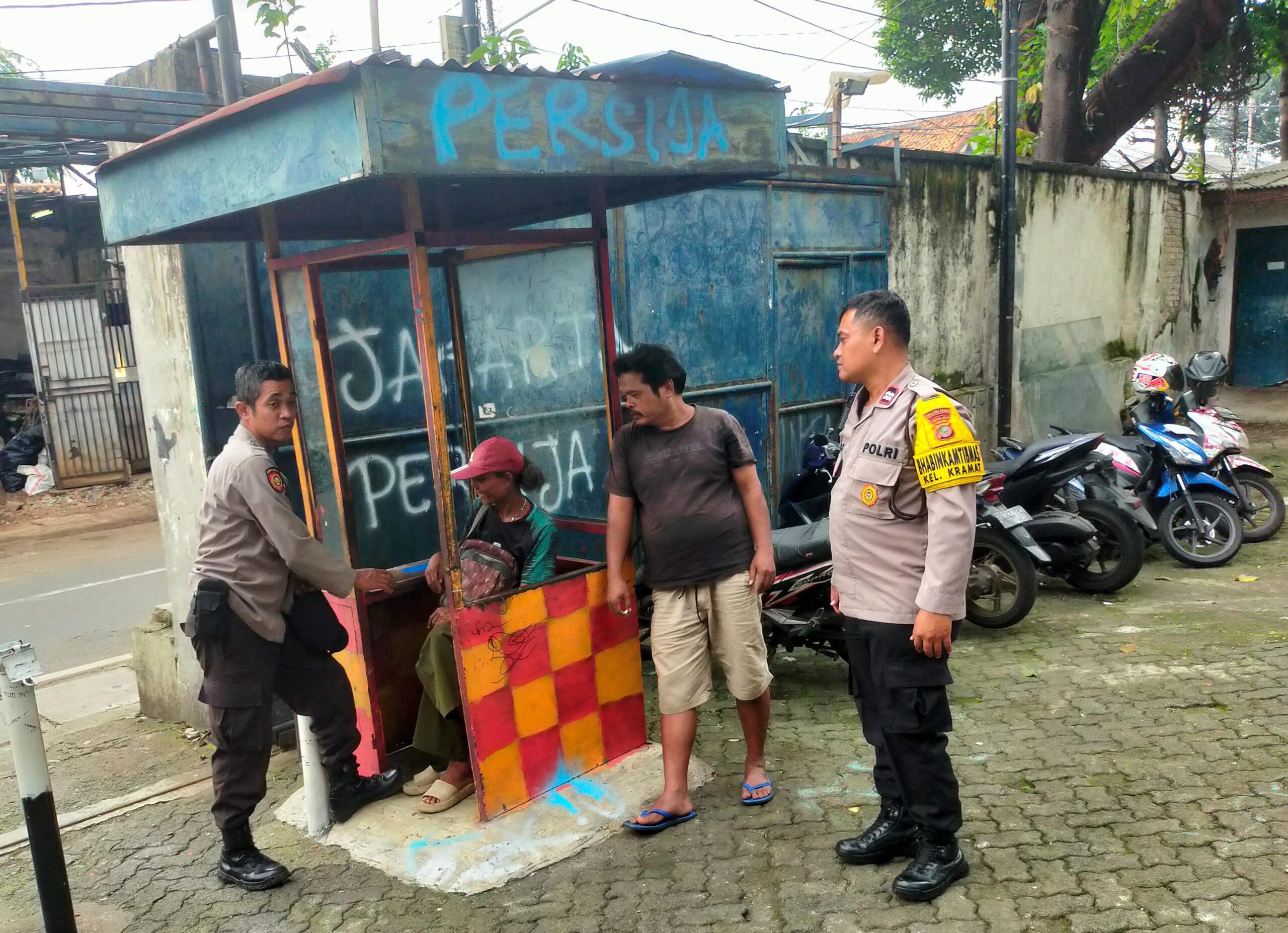 Polsek Senen Sambangi Ruko Sentra Kramat, Perkuat Harkamtibmas dan Cegah Gangguan Keamanan