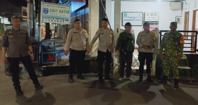 
					Patroli Cipta Kondisi Polsek Cempaka Putih Antisipasi Tawuran di Wilayah Perbatasan