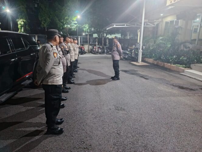 
					Patroli Cipta Kondisi Polsek Metro Tanah Abang Antisipasi Gangguan Kamtibmas Malam Hari Hingga Dini Hari
