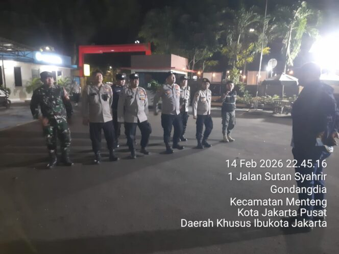 
					Apel Patroli Tiga Pilar, Polsek Metro Menteng Siaga Jaga Keamanan Jelang Ramadhan