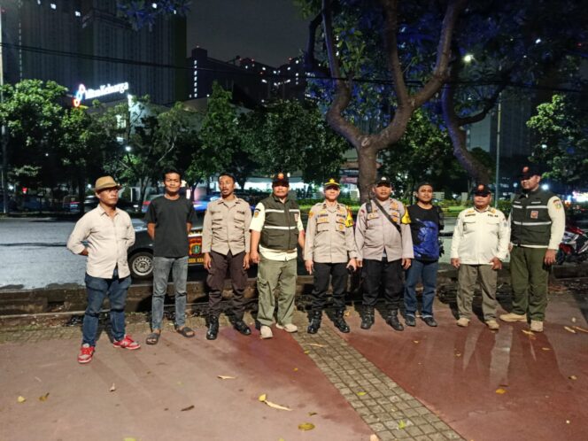 
					Malam Tetap Aman Jelang Ramadhan, Polri Intensifkan Patroli Tiga Pilar di Kemayoran, Jakarta Pusat