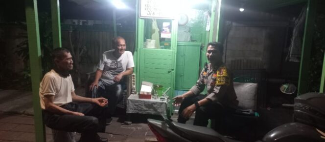 
					Ramadhan Aman dan Kondusif, Bhabinkamtibmas Cikini Ajak Warga Aktif Jaga Lingkungan