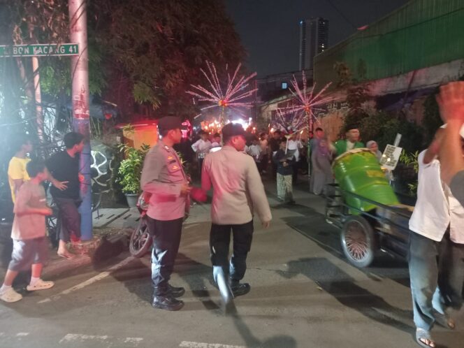 
					Bhabinkamtibmas Kebon Kacang Laksanakan Pelayanan dan Monitoring Pawai Obor Sambut Ramadhan, Situasi Aman dan Kondusif