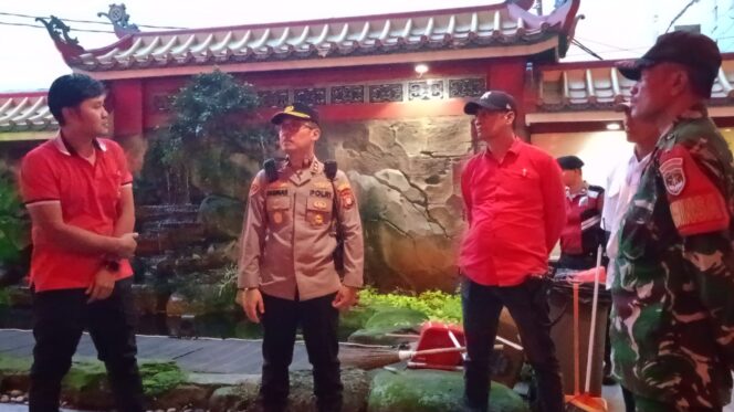 
					Kapolsek Metro Tanah Abang Cek Kesiapan Personel Pelayanan Ibadah Imlek 2026 di Vihara Hok Tek Ceng Sin