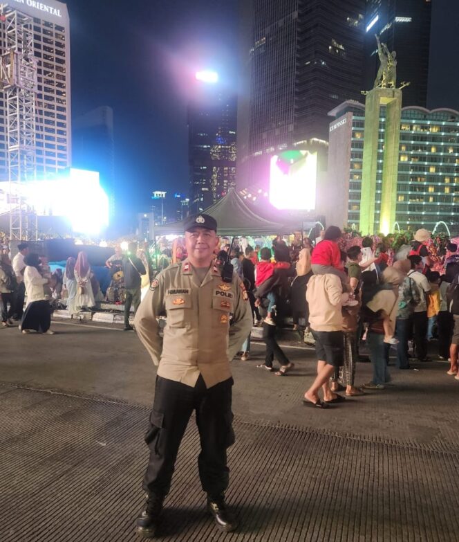 
					Jakarta Light Festival Edisi Imlek 2026, Polisi Jaga Keamanan Kawasan Bundaran HI Thamrin