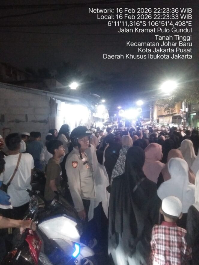 
					Polri Kawal Pawai Obor Sambut Ramadhan 1447 H di Johar Baru, Ratusan Warga Antusias