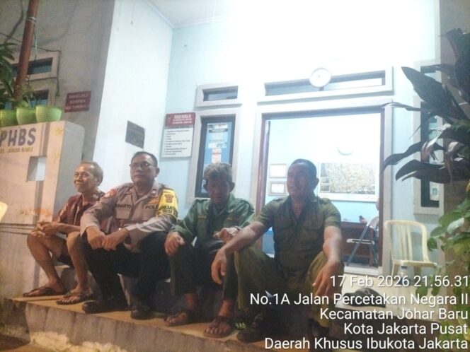 
					Sambang Pos Kamling RW 06, Bhabinkamtibmas Perkuat Sinergi Jaga Kamtibmas