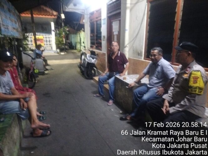 
					Sentuhan Humanis Polisi, Sambang Warga RW 10 Johar Baru Jelang Ramadhan