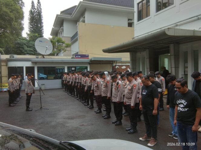 
					80 Personel Disiagakan, Polsek Metro Menteng Gelar Apel Pelayanan Pengamanan Aksi Unras di Kantor Komnas HAM