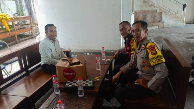 
					Polsek Senen Lakukan Patroli Dialogis dan Monitoring ke Gedung PMII Paseban