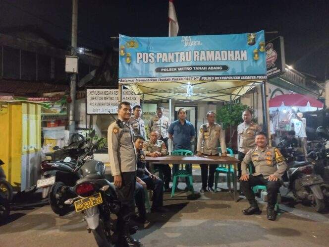 
					Pelayanan Pos Ramadhan Kebon Kacang, Polisi Antisipasi Tawuran dan Gangguan Kamtibmas