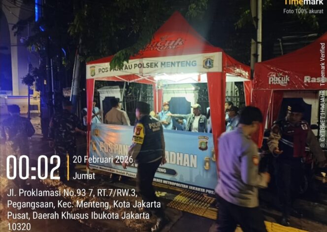 
					Ramadhan Kondusif, Patroli Terpadu Polsek Metro Menteng Sisir Titik Rawan Proklamasi