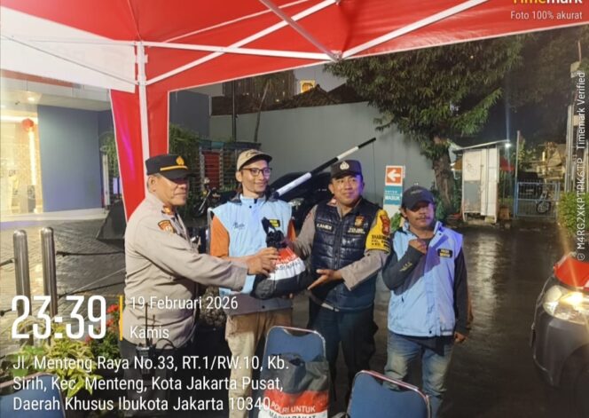 
					Patroli Tiga Pilar Digencarkan, Polsek Metro Menteng Jaga Kondusivitas Ramadhan di Menteng Raya