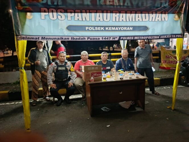 
					Pos Pantau Ramadhan Jembatan Mada, Sinergi Polri dan Warga Cegah Tawuran di Kemayoran