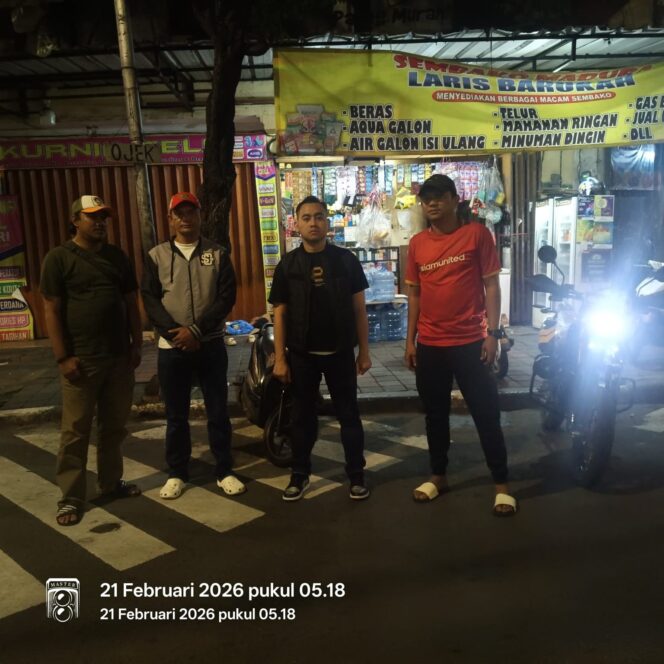 
					Patroli Reskrim Polsek Johar Baru Sasar Titik Rawan Tawuran Saat Subuh Ramadhan