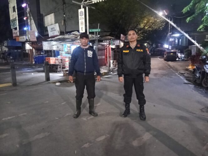 
					Polsek Senen Tingkatkan Patroli Pos Pantau Ramadhan untuk Antisipasi Tawuran di Kenari dan Bungur