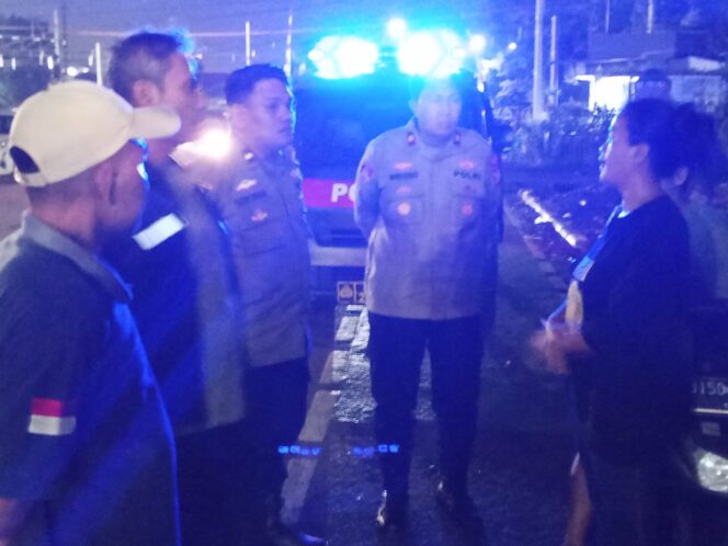 
					Patroli Dini Hari di HKSN Kramat Bunder, Kapolsek Senen Antisipasi Tawuran