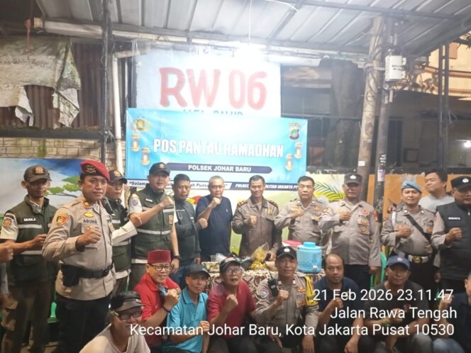 
					Berikan Keamanan dan Kenyamanan Selama Bulan Ramadhan, Polsek Johar Baru Siagakan Pos Pantau 1447 H/2026