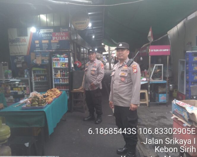 
					Polisi Hadir Jaga Kenyamanan Pasar Tumpah Ramadhan Masjid Cut Mutia