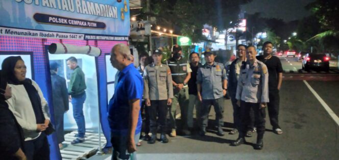 
					Polsek Cempaka Putih Bersama Tiga Pilar Gelar Pos Pantau Ramadhan, Antisipasi Tawuran dan Gangguan Kamtibmas