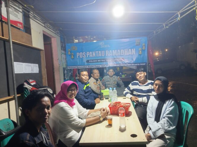 
					Polsek Metro Tanah Abang Monitoring Pos Pantau Ramadhan 1447 H RW 09 Petamburan, Antisipasi Gangguan Kamtibmas