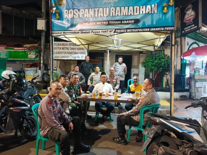 
					Polsek Metro Tanah Abang Intensifkan Pos Ramadhan 1447 H di Pos Pantau Polsubsektor Pasar Tanah Abang