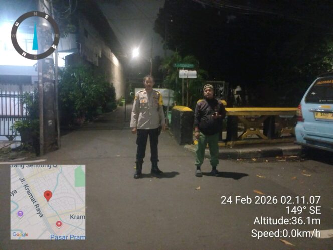 
					Patroli Dini Hari di Kelurahan Paseban, Polisi Antisipasi Tawuran Selama Ramadan