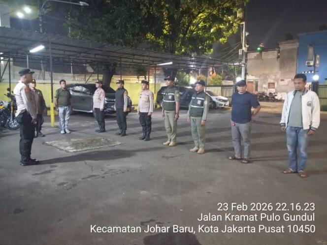 
					Apel Patroli Gabungan Tiga Pilar Antisipasi Guantibmas Bulan Ramadhan di Wilkum Polsek Johar Baru