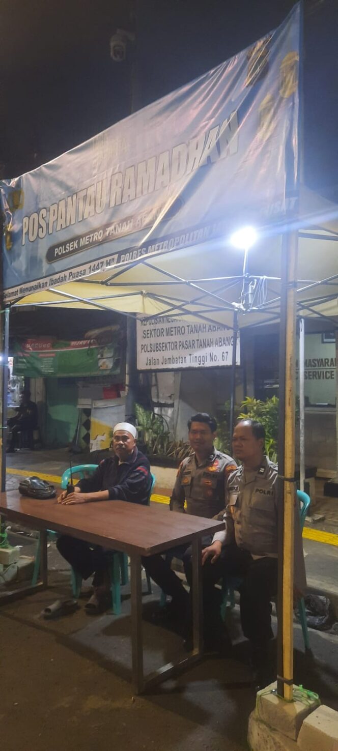 
					Personel Polsek Metro Tanah Abang Intensifkan Monitoring Pos Pantau Ramadhan 1447 H Malam Hari Hingga Sahur di Polsubsektor Pasar Tanah Abang Hari Ke-Tujuh