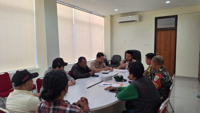 
					Perkuat Deteksi Dini dan Sinergitas, Tiga Pilar Kebon Kacang Hadiri Rapat FKDM Masa Bakti 2026–2031 di Kantor Kelurahan Kebon Kacang