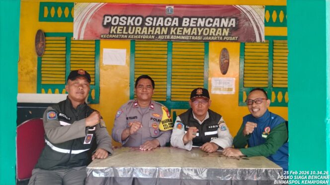 
					Ramadhan Penuh Kepedulian: Polri Aktif Monitoring Posko Siaga Bencana Kelurahan Kemayoran