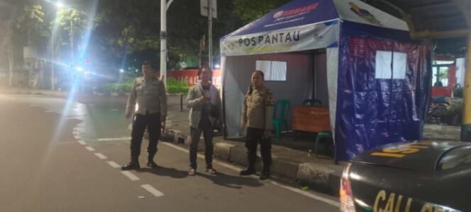 
					Pos Pantau Ramadhan TL Rawasari, Polisi dan Warga Bersinergi Jaga Malam Tetap Aman