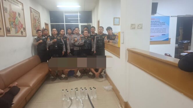 
					Jaga Jakarta, Patroli Perintis Presisi Cegah Tawuran di Kemayoran, 4 Pemuda dan 3 Celurit Diamankan