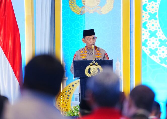 
					Buka Puasa Bareng OKP, Ormas hingga Mahasiswa, Kapolri Serukan Jaga Persatuan-Dukung Program Pemerintah