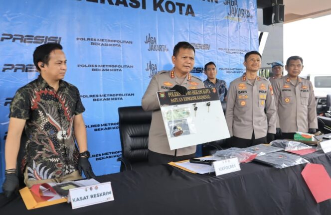 
					Polres Metro Bekasi Kota Ringkus Penarik Motor Paksa di Narogong, 4 Pelaku Masih Buron