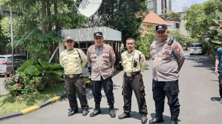 Pengamanan Ketat Ibadah Minggu Palma di Gereja Kolese Kanisius, Polsek Metro Menteng Pastikan Situasi Kondusif