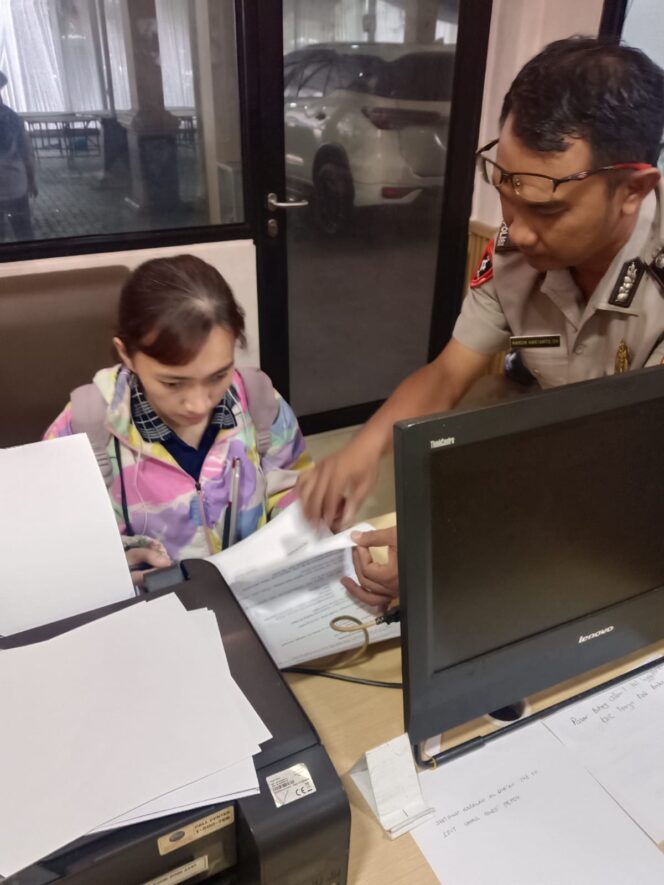 
					Unit SPKT Polsek Sawah Besar Layani Pelapor Disabilitas Tunanetra” Bukti Pelayanan Humanis Polri