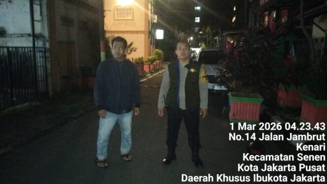 
					Anggota Pos Pantau Ramadhan Siaga Antisipasi Tawuran di Kenari Pagi Hari