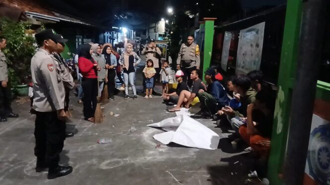 
					Emak-Emak Tangguh Turun Tangan Cegah Tawuran Remaja di Taman RPTRA Senen